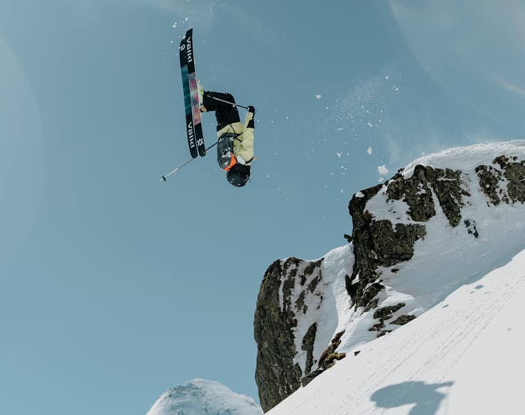 Skifahrer in Mammut Ausrüstung